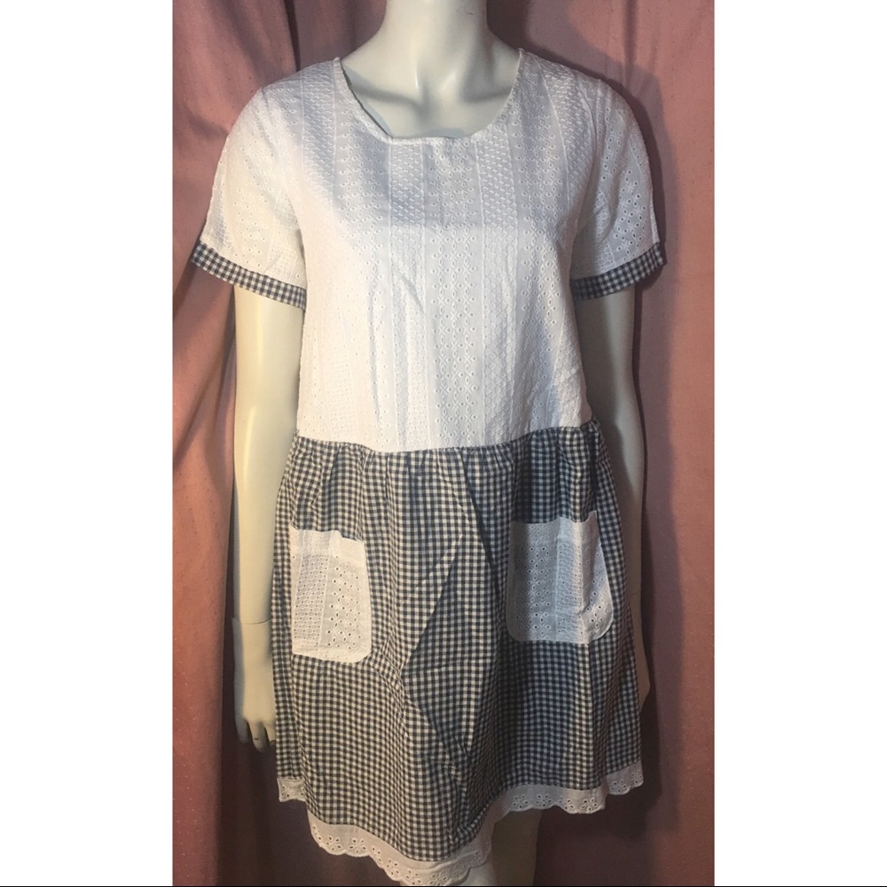 NWOT Cotton Eyelet Gingham Kawaii Dress